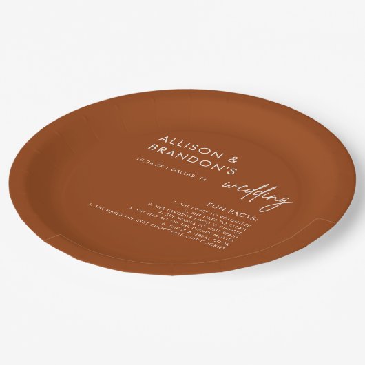 Minimalistische moderne terracotta bruiloft leuke  papieren bordje (Gekanteld)