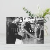 Minimalistische moderne Typografie Black White Wed Bedankkaart (Staand voorkant)