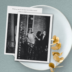 Minimalistische moderne vrolijk getrouwd foto brui feestdagenkaart