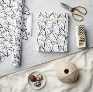 Minimalistische moderne wintertwijgen zwart wit cadeaupapier