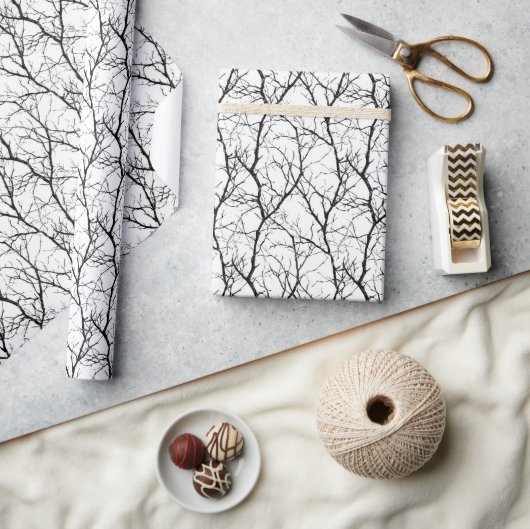 Minimalistische moderne wintertwijgen zwart wit cadeaupapier (Crafts)
