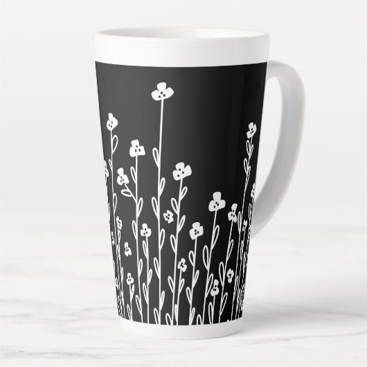 Minimalistische moderne zwart witte doodle bloemen latte mok (Rechterhoek)