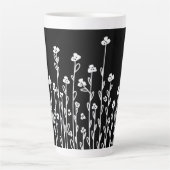 Minimalistische moderne zwart witte doodle bloemen latte mok (Voorkant)