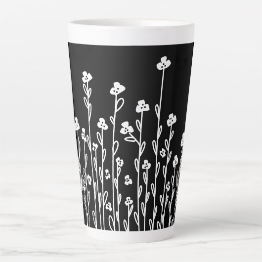 Minimalistische moderne zwart witte doodle bloemen latte mok (Voorkant)