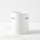 Minimalistische mok met tekst 'Eén hoofdstuk nog' (Center)