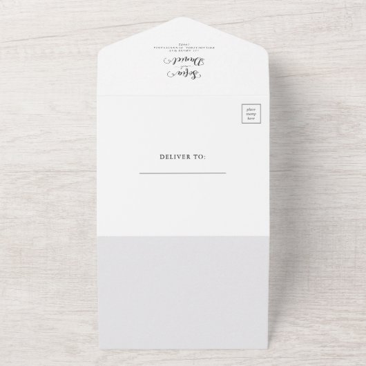 Minimalistische monochrome trouwfoto QR-code All In One Uitnodiging (Buitenkant)