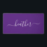 Minimalistische Monogram Naam Kalligrafie Bureaumat<br><div class="desc">Dit ontwerp werd gecreeerd door digitale kunst. Het kan op het gebied worden gepersonaliseerd dat door de foto en/of de tekst te veranderen wordt verstrekt. Of het kan worden aangepast door de klik te kiezen om de andere optie aan te passen en de kleur op de achtergrond te verwijderen of...</div>