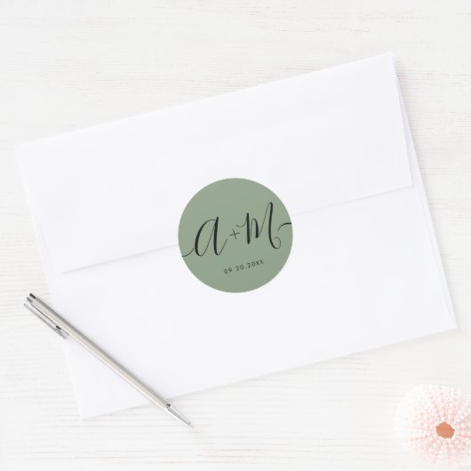 Minimalistische Monogram Script Groene Aangepaste Ronde Sticker (Envelop)
