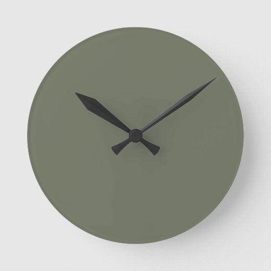Minimalistische Moss Green Wall Clock – Ronde Klok (Voorkant)