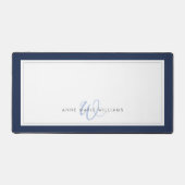 Minimalistische Navy Blue Script Twee Rand Monogra Bureaumat (Voorkant)