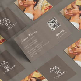 Minimalistische neutrale beige schoonheid QR-code  Visitekaartje