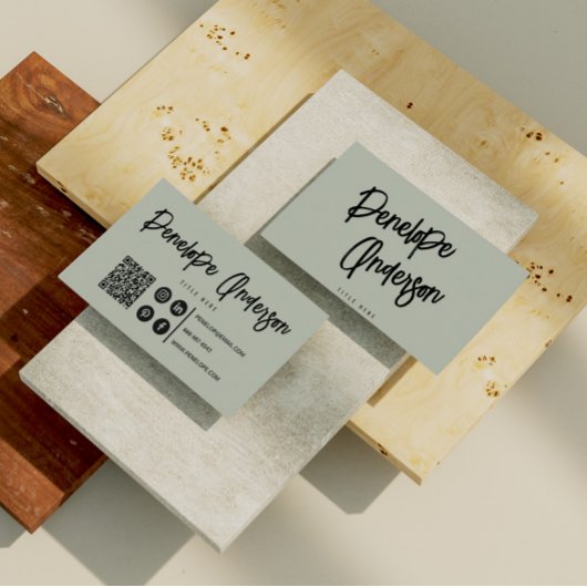 Minimalistische Neutrale Pistache Boho QR Code Mod Visitekaartje