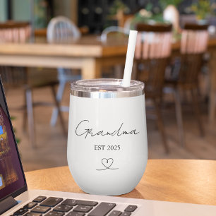 Minimalistische oma EST Jaar Douane Wijn Tumbler