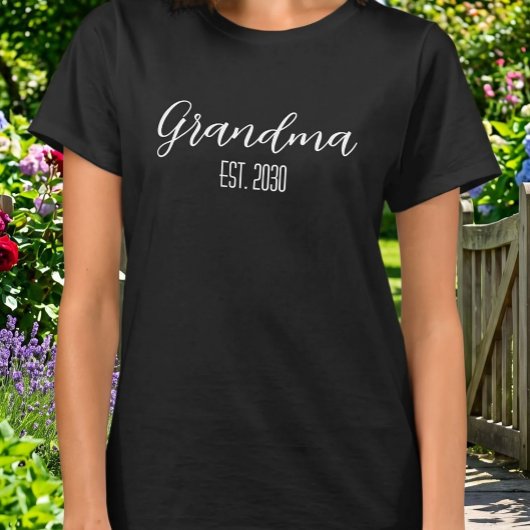 Minimalistische oma vastgesteld witte scripttekst t-shirt