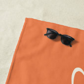 Minimalistische oranje handgeschreven naam       strandlaken (In situ)