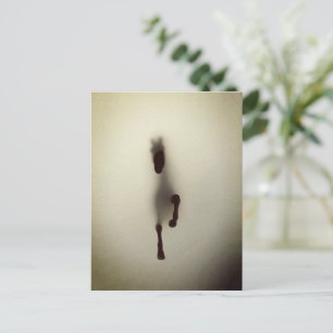 Minimalistische paard abstract paard oprijzend uit briefkaart