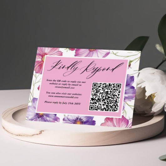 Minimalistische Paarse Roze Bloemen Huwelijk QR Co RSVP Kaartje