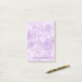 Minimalistische paarse waterverf post-it® notes (Op bureau)