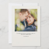 Minimalistische Paarse Wildflower Fotobruiloft Kaart (Achterkant)