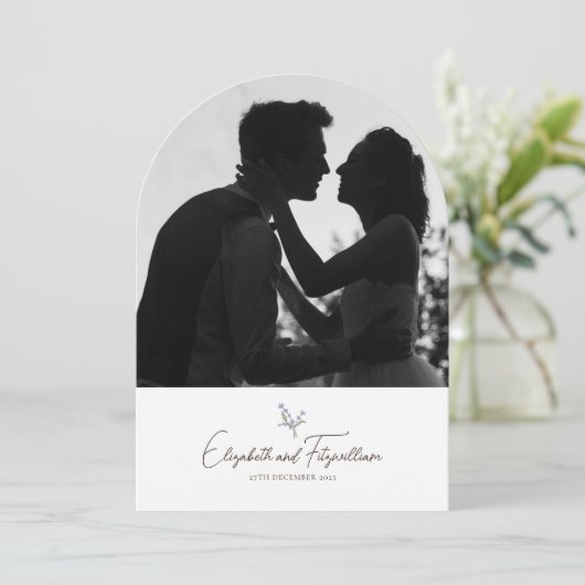 Minimalistische paren Hand in Hand Line Art Foto Kaart (Staand voorkant)