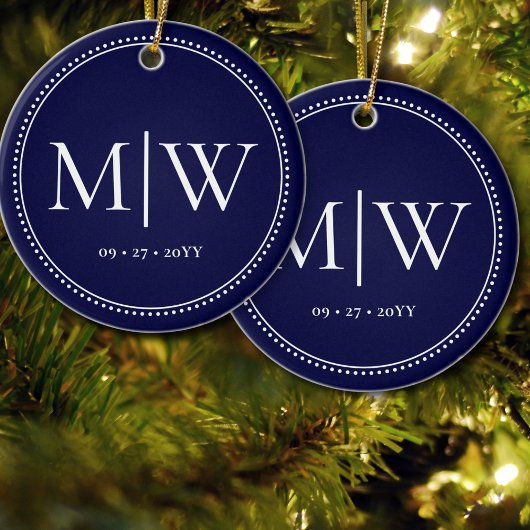 Minimalistische Passen getrouwd Monogram Blue Holi Keramisch Ornament