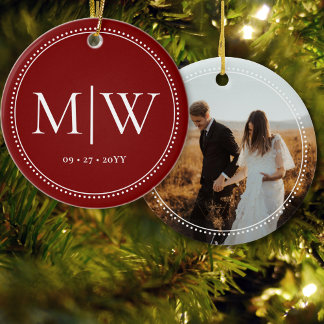 Minimalistische Passen getrouwd Monogram Foto Rood Keramisch Ornament