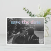 Minimalistische Pastel Gradiënt Overlay Trouwtrend Save The Date (Staand voorkant)