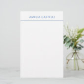 Minimalistische professionele effen blauwwit briefpapier (Staand voorkant)