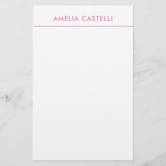 Minimalistische professionele effen roze wit briefpapier (Voorkant)