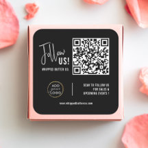 Minimalistische QR-code + LOGO Black Volg ons!