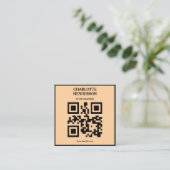 Minimalistische QR-code professioneel ontwerp Vierkante Visitekaartje (Staand voorkant)