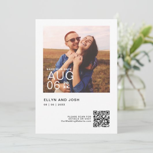 Minimalistische QR-code save the date  Kaart (Staand voorkant)