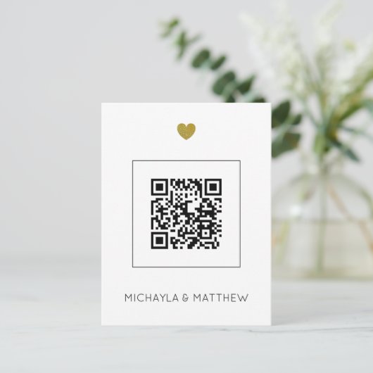 Minimalistische QR Code White Wedding Uitnodiging (Staand voorkant)