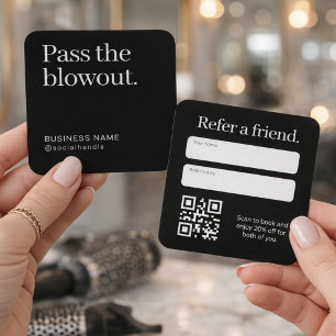 Minimalistische 'Refer a Friend' QR-codekaart voor Vierkante Visitekaartje