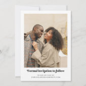 Minimalistische Retro Script 2 Foto's Trouwwebsite Save The Date (Achterkant)