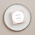 Minimalistische retro typemachine wit aangepaste b ronde sticker<br><div class="desc">Minimalistische Retro Typewriter Zwart-wit Custom Wedding Classic Ronde Sticker</div>