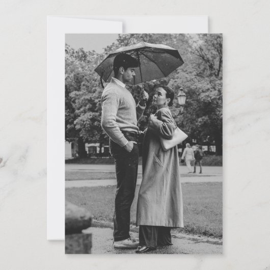 Minimalistische Retro Typografie Trouwen Save the Kaart (Achterkant)