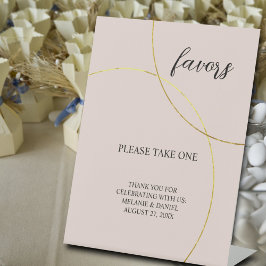 Minimalistische ringen bruiloft gunsten teken reclamebord met voetstuk