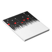 Minimalistische rode klaprozenweide in zwart-wit m notitieblok (Schuin)