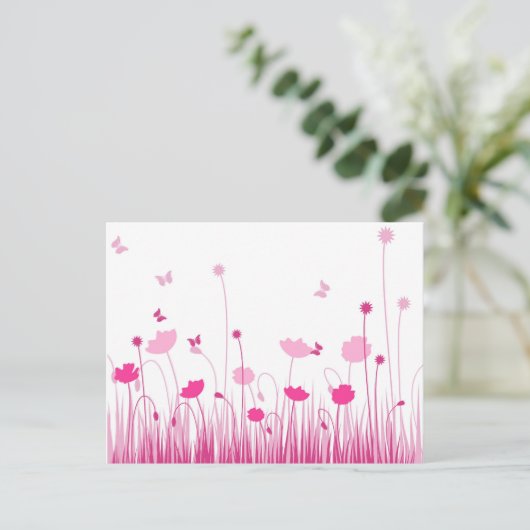 Minimalistische roze en witte klaprozen weide bloe briefkaart (Staand voorkant)