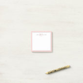Minimalistische Roze Roze Script Twee Rand Monogra Post-it® Notes (Op bureau)