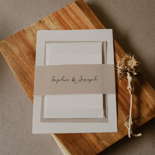 Minimalistische rustieke bruiloft   Donkerneutraal Uitnodigingen Wikkel