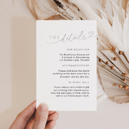 Minimalistische Sage Green Detail Kaart met Hart