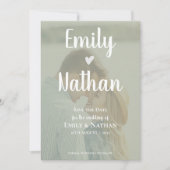 Minimalistische Sage Green Faux Vellum Fotobruilof Save The Date (Voorkant)