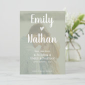 Minimalistische Sage Green Faux Vellum Fotobruilof Save The Date (Staand voorkant)