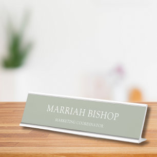 Minimalistische saliegroene zaken bureau naambordje