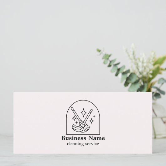 Minimalistische schoonmaakdiensten Cadeaubon (Staand voorkant)