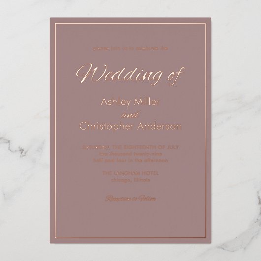 Minimalistische Script Dusty Roos Wedding Folie Uitnodiging (Voorkant)