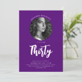 Minimalistische Script Foto 30e Verjaardag Paarse Kaart (Staand voorkant)