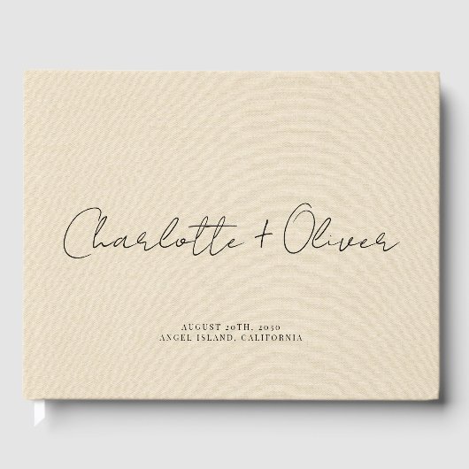 Minimalistische script gepersonaliseerde crème bru gastenboek (Voorkant)